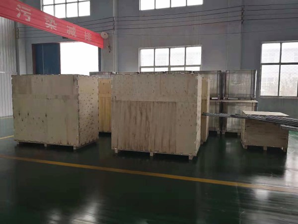 出口待發貨,玻璃鋼水箱