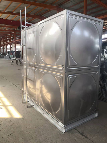 不銹鋼水箱多少錢一方？